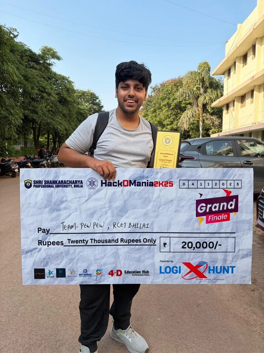 Sarthak with the HackOMania 2K25 first-prize cheque
